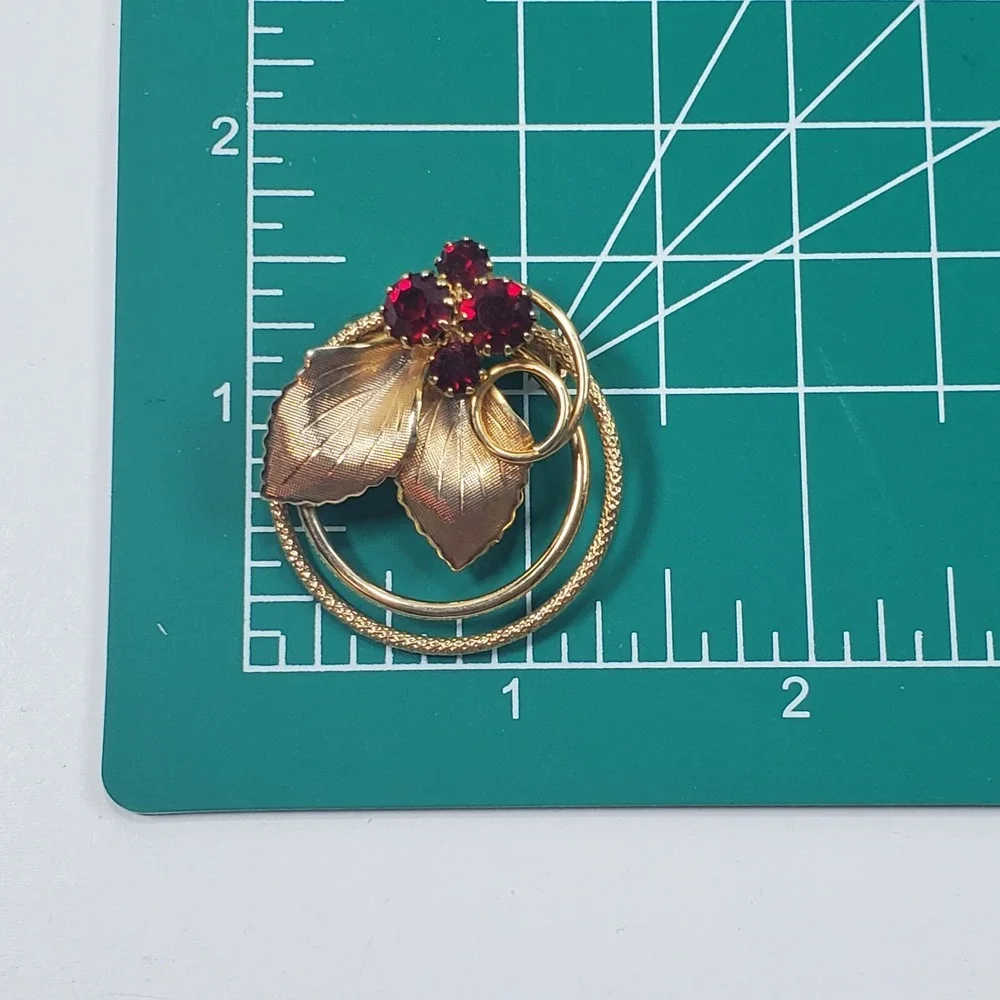 Vintage Gold Tone Metal & Red Rhinestones Double Circle Brooch Pin